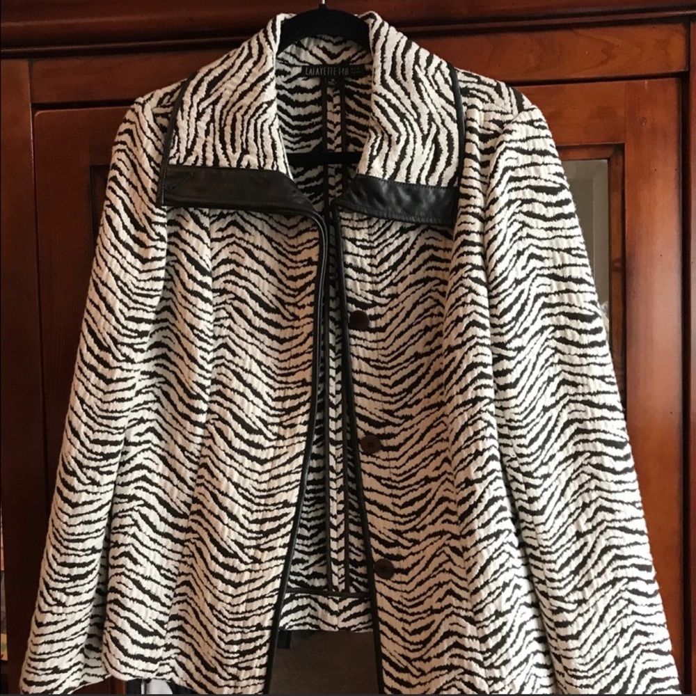NEW wTAGS! Fabulous Lafayette 148 Animal Print Jacket with Vegan Leather Trim